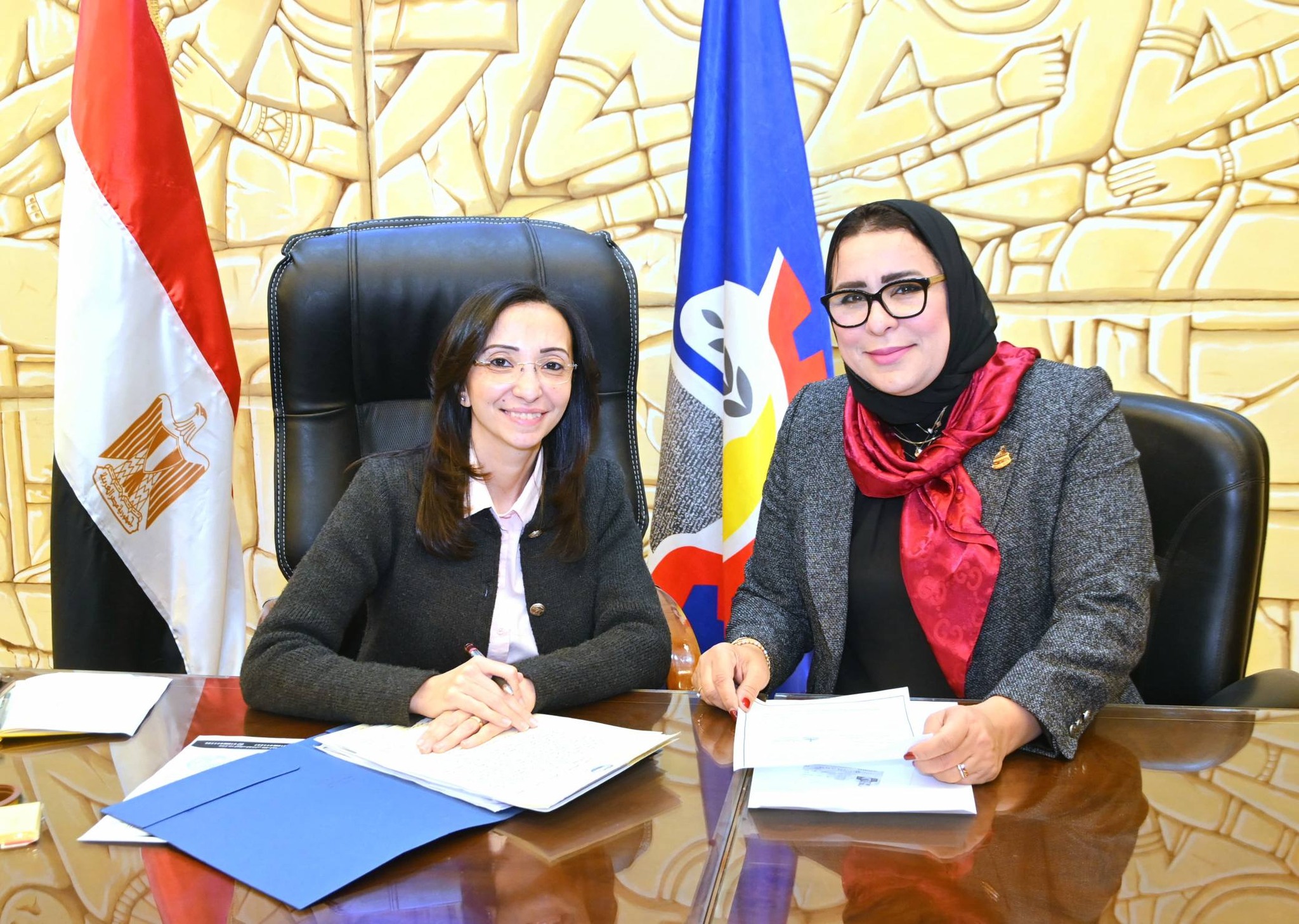 محافظ البحيرة تلتقي نواب البرلمان