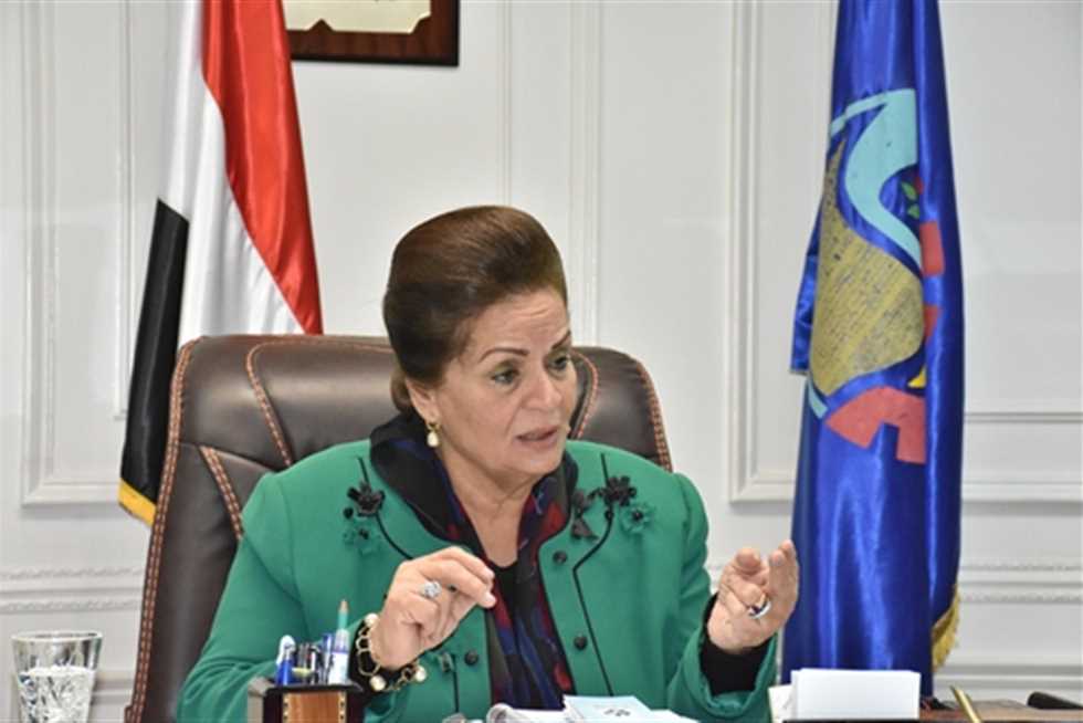 نادية عبده